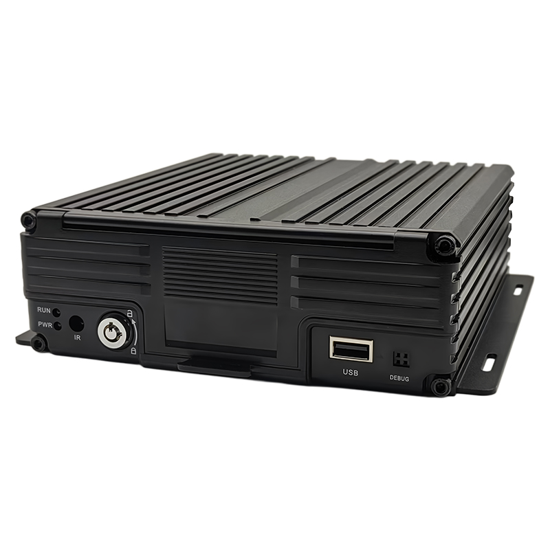 Carleader 8CH 1080P HDD Mobile DVR Поддржува излез AHD, обезбедува јасност за следење на флота