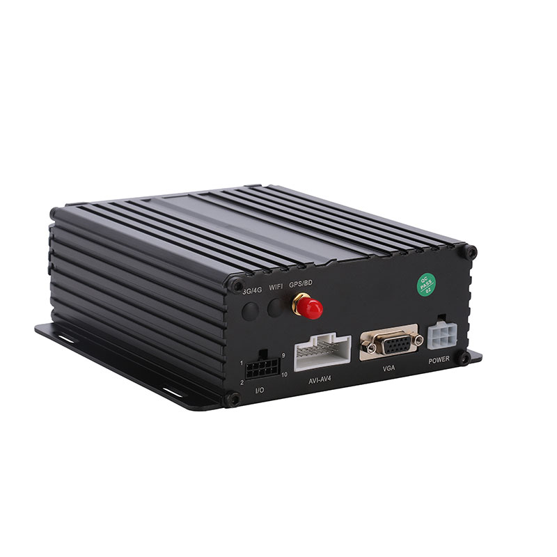 Мобилен DVR 4CH 720P HDD